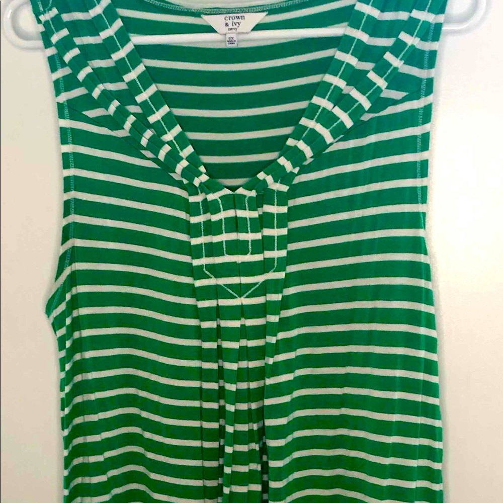 Crown & ivy curvy 0x green stripe sleeveless shirt